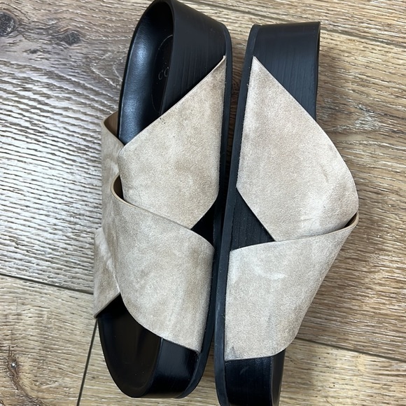 CO Collection Cross Slide in Tan Suede Size 36/6 - Picture 3 of 9